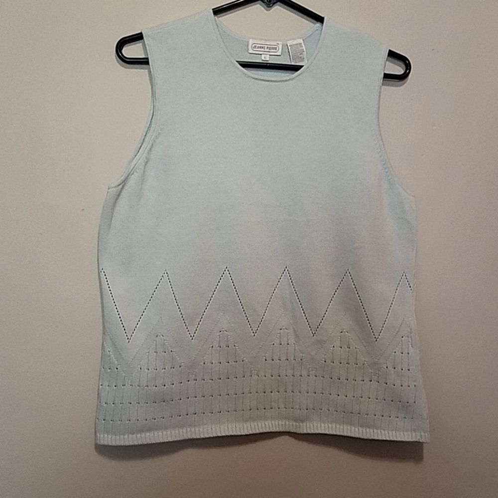 Jeanne Pierre sleeveless sweater